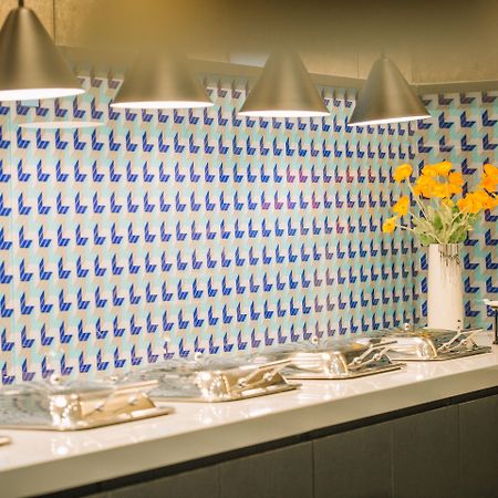 Holiday Inn Express Ningbo Fenghua By Ihg Buitenkant foto